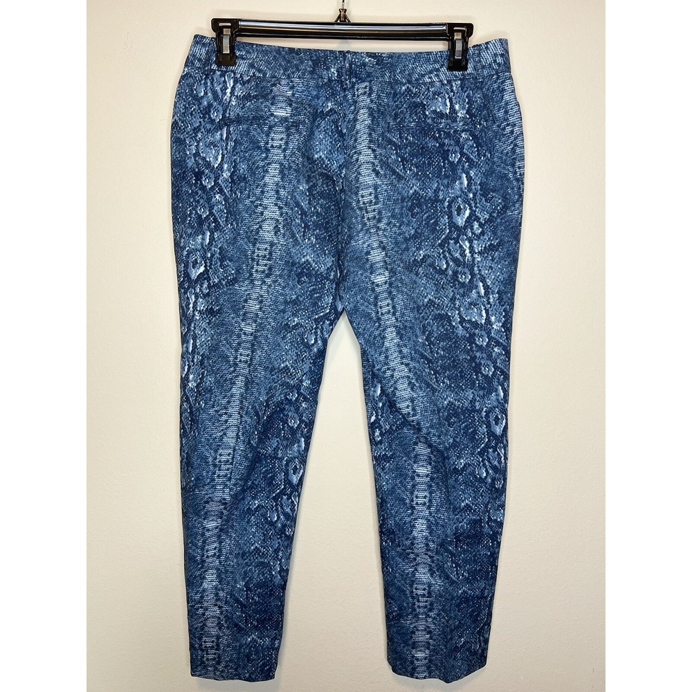 Larry Levine Women's Size‎ 12 Blue Capri Pants Animal Print Pockets Stretch